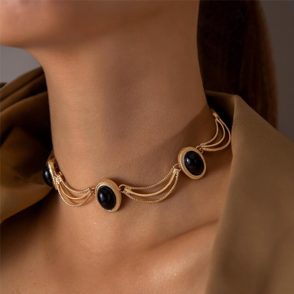 vintage niche clavicle chain necklace